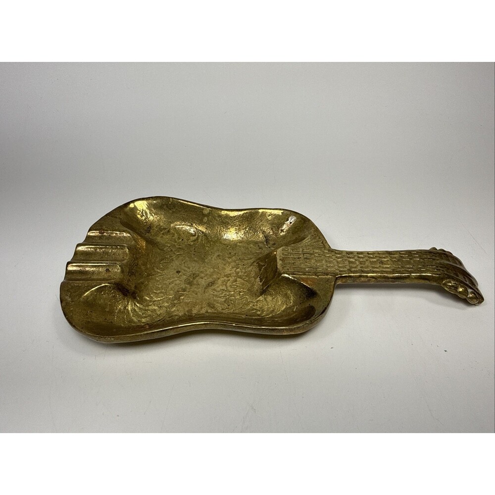 Vtg Brass Guitar Shaped Ashtray Trinket Dish K3